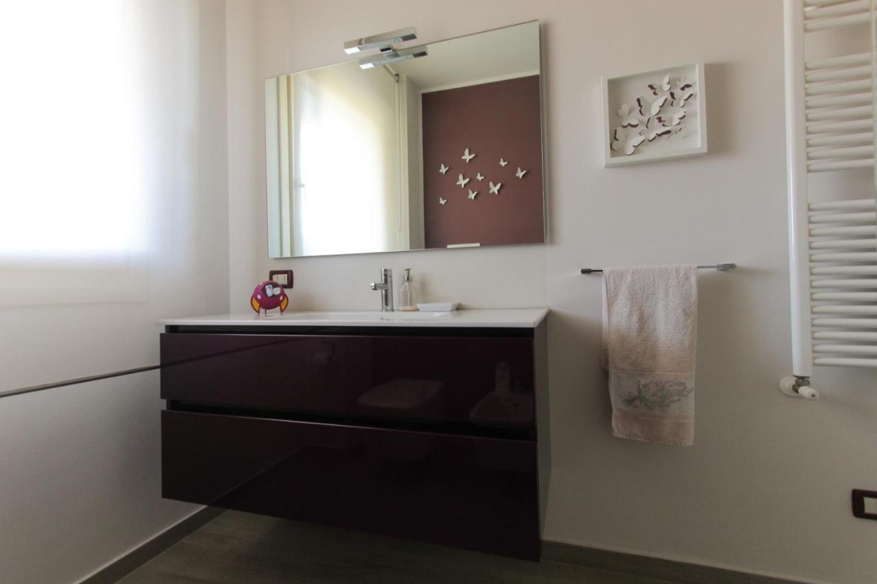 La Casa Di Cele Desenzano del Garda Exterior foto